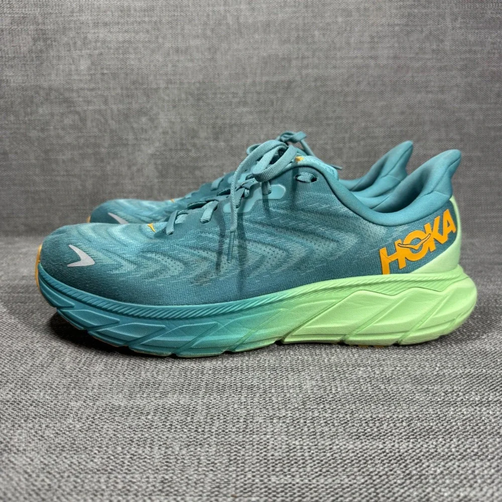 Hoka One One hoka one